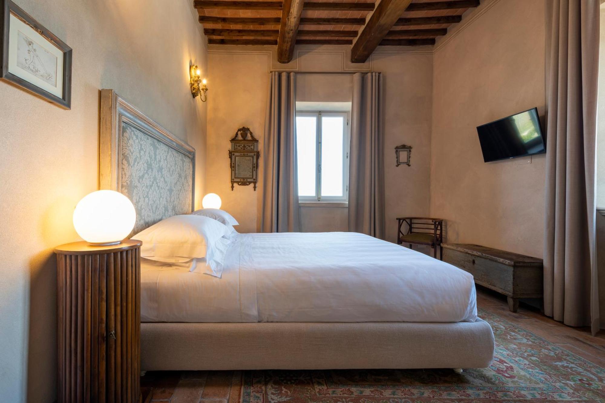 Le Prata - Residenza Del Vescovo - Adults Only 5* Montalcino
